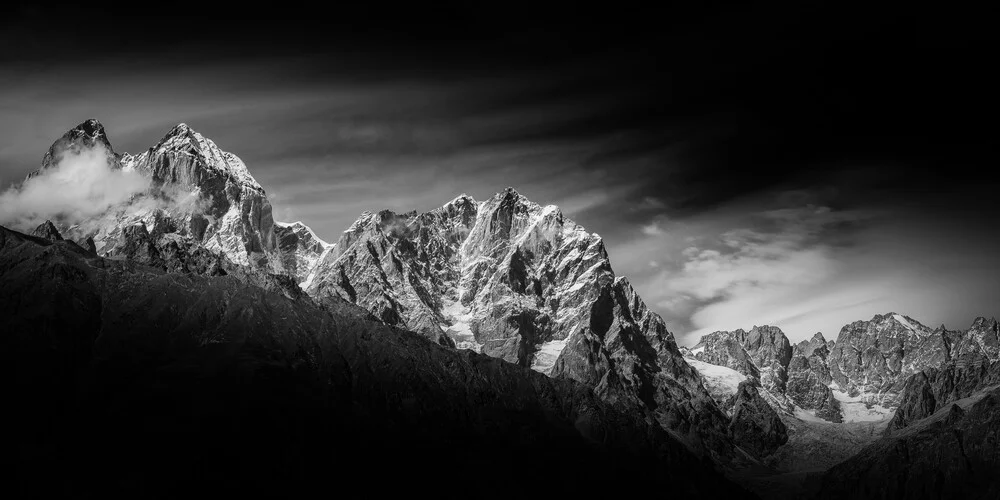 Mt. Ushba - fotokunst von Thomas Kleinert
