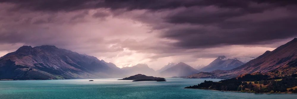 Lake Wakatipu, Neuseeland - fotokunst von Sebastian Warneke