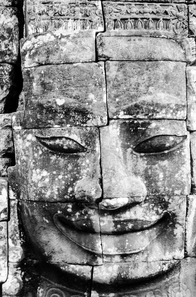 Lächeln in Angkor - fotokunst von Martin Koch
