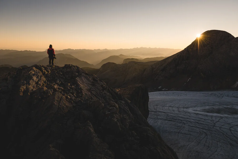 Glacier Sunrise - fotokunst von Ivan Bandic
