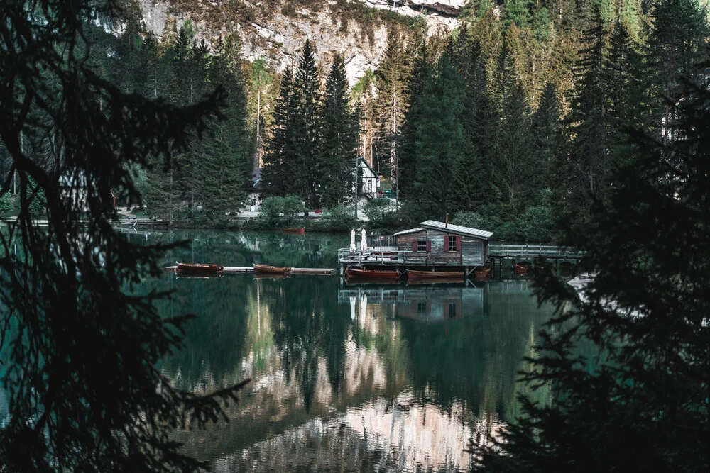 Pragser Wildsee - Lago di Braies - fotokunst von Christian Becker