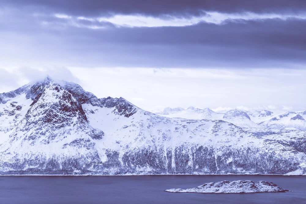 Arctic Fjord - fotokunst von Sebastian Worm