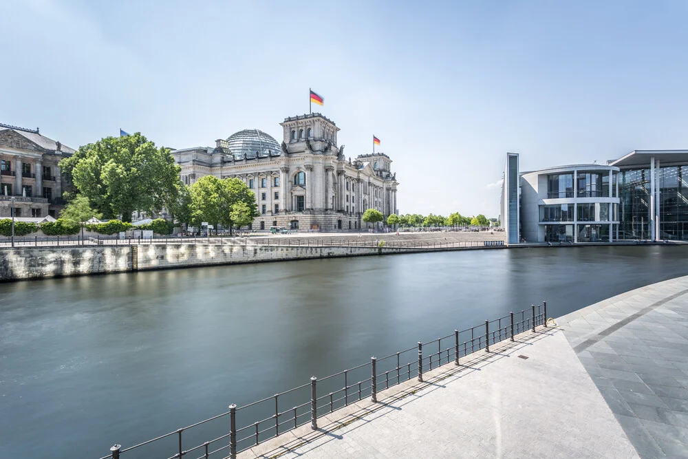 Reichstagsufer - fotokunst von Sebastian Rost