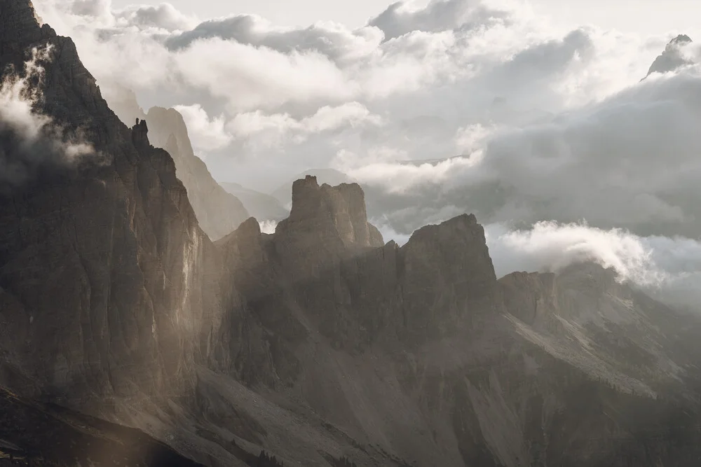 Dynamischer Morgen in den Bergen - fotokunst von Lina Jakobi