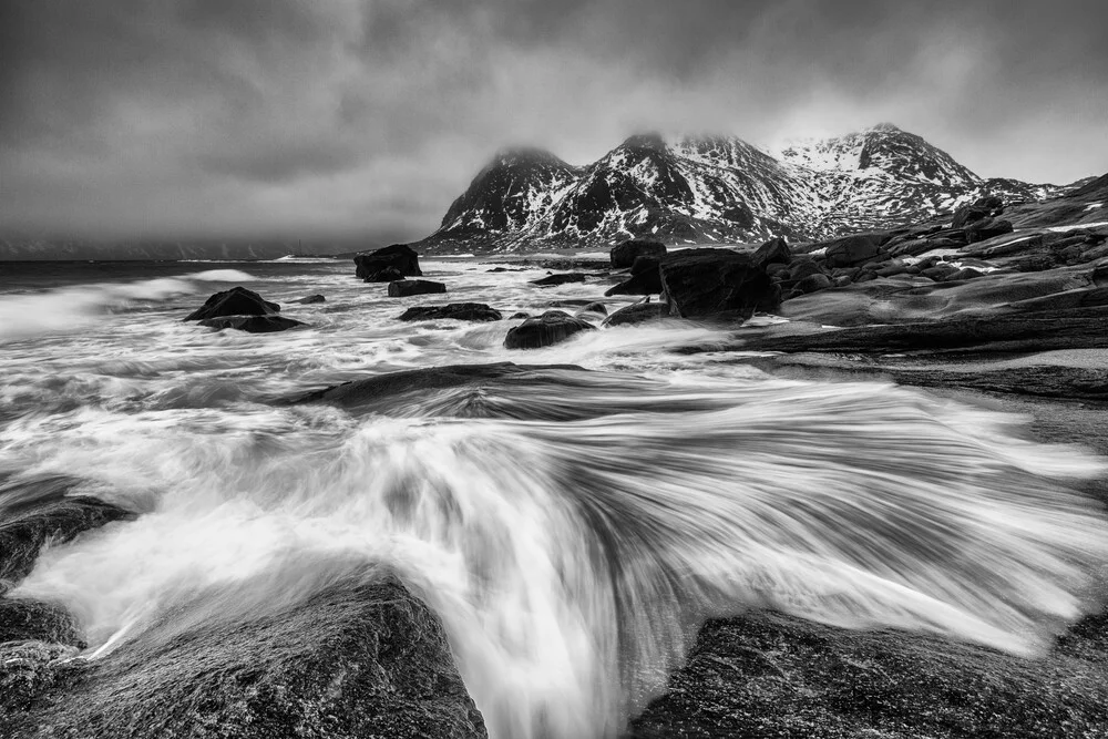 Meereswelle, Lofoten - fotokunst von Mikolaj Gospodarek