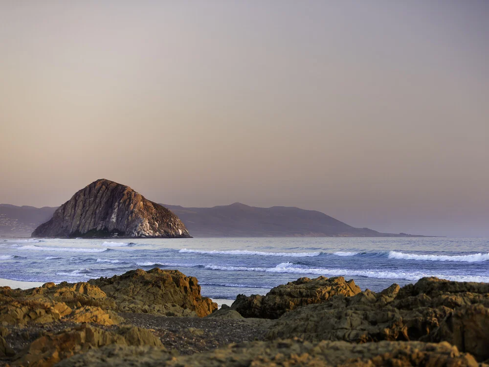 Morro Bay - fotokunst von Vera Mladenovic