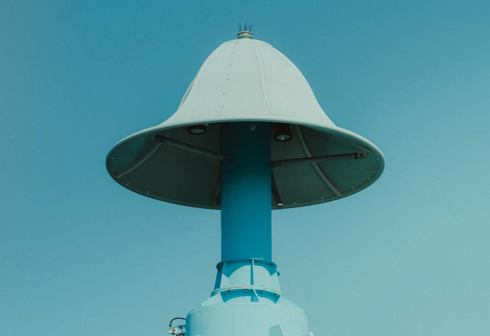 Tauchgondel auf Rügen - fotokunst von Jonas Hafner