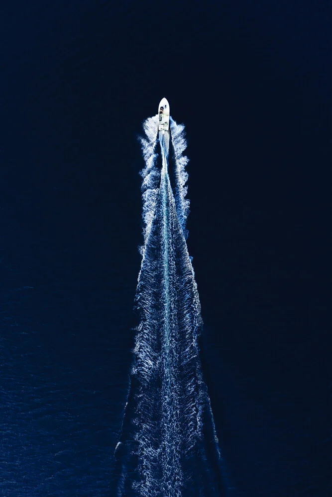 Boat Trip Through Blue - Fineart photography by Studio Na.hili