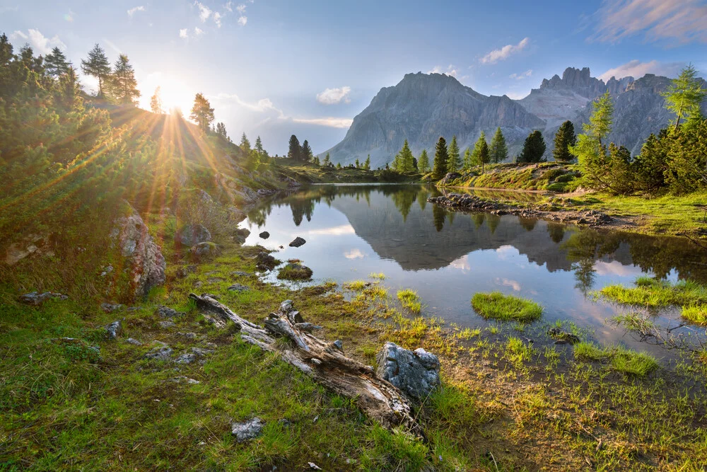 Lago di Limides - fotokunst von Dave Derbis