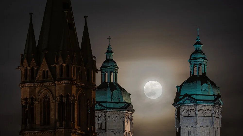 Naumburg bei Vollmond - fotokunst von Martin Wasilewski