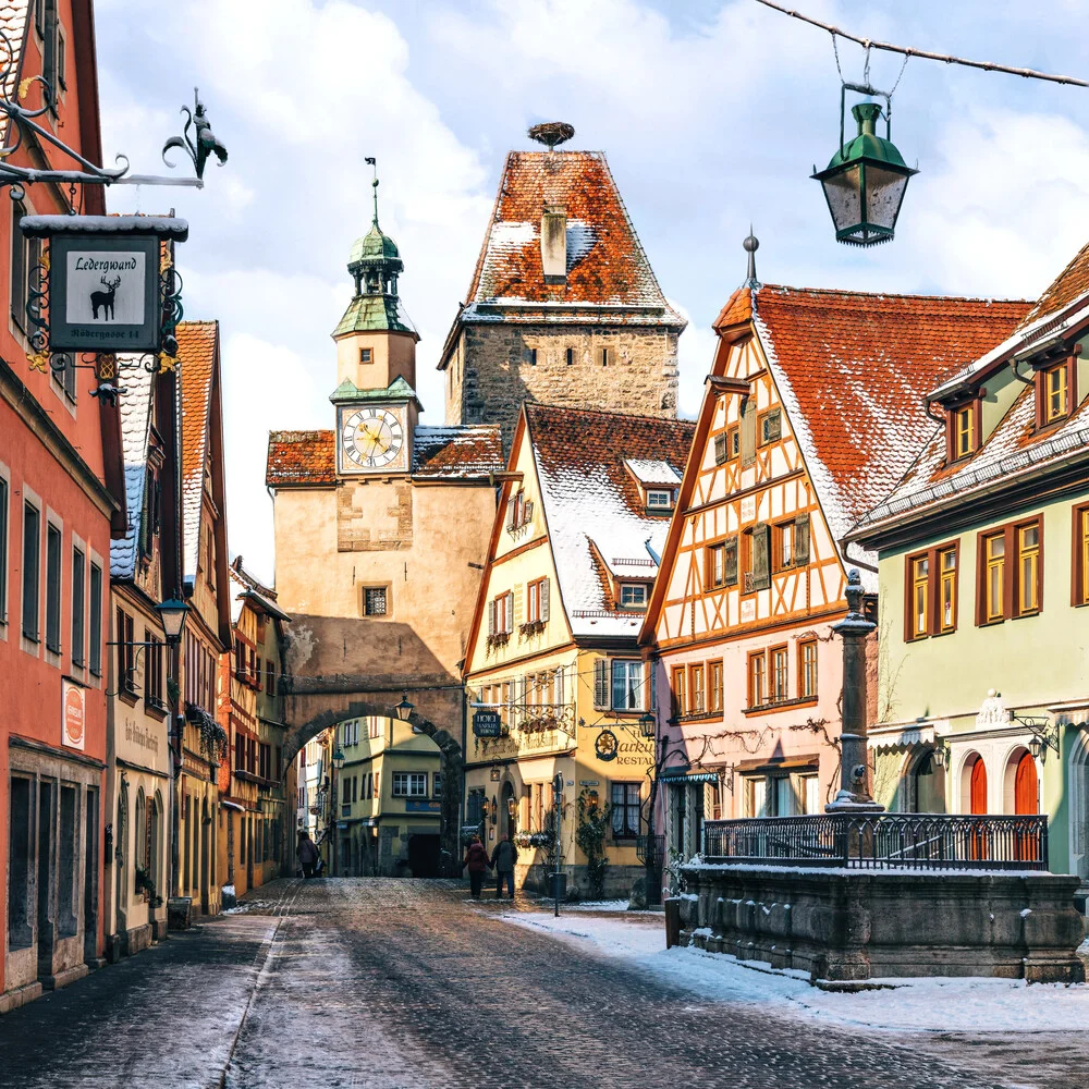 Straßen von Rothenburg - Fineart photography by Thomas Müller