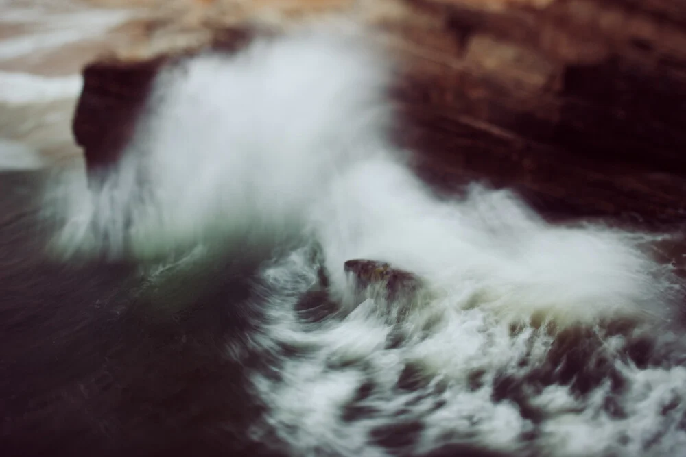 Guadalupe Wave - fotokunst von Kevin Russ