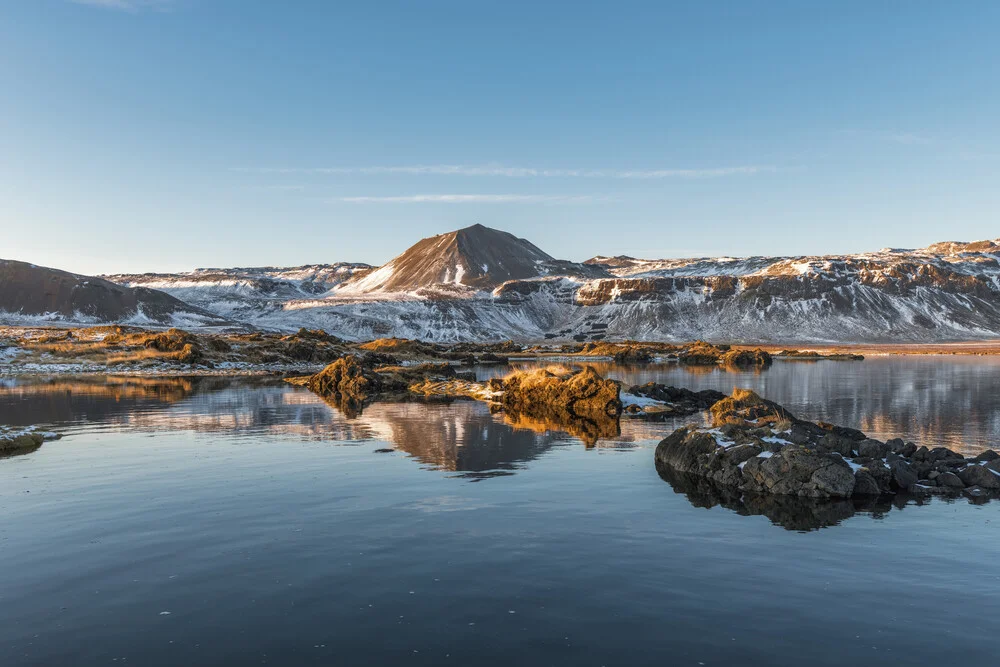 Winterlandschaft in Island II - fotokunst von Pascal Deckarm