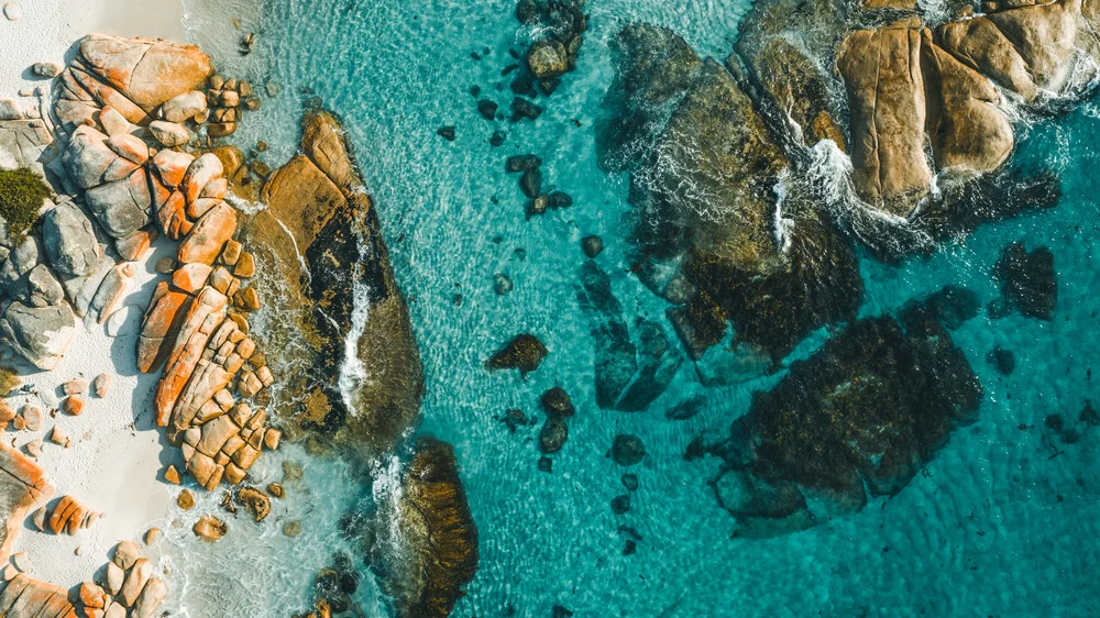 rocks in water - Fineart photography by Leander Nardin