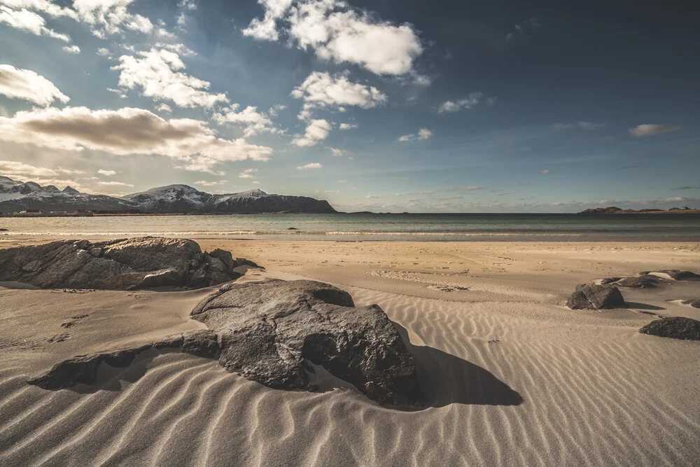 Lofoten Strand - fotokunst von Sebastian Worm