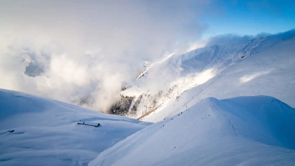 snow covered cabin - fotokunst von Clemens Bartl