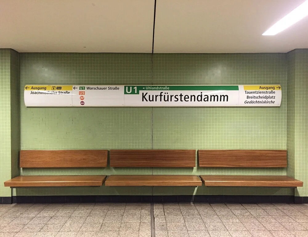U-Bahnhof Kurfürstendamm - fotokunst von Claudio Galamini
