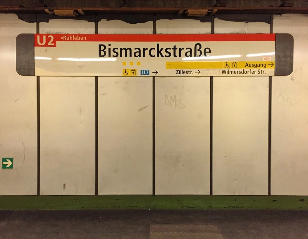U-Bahnhof Bismarckstraße - fotokunst von Claudio Galamini