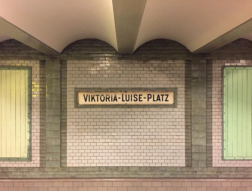 Viktoria-Luise-Platz - Fineart photography by Claudio Galamini