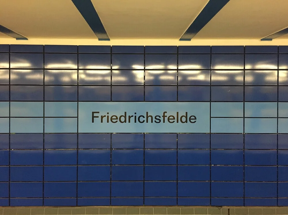 U-Bahnhof Friedrichsfelde - fotokunst von Claudio Galamini