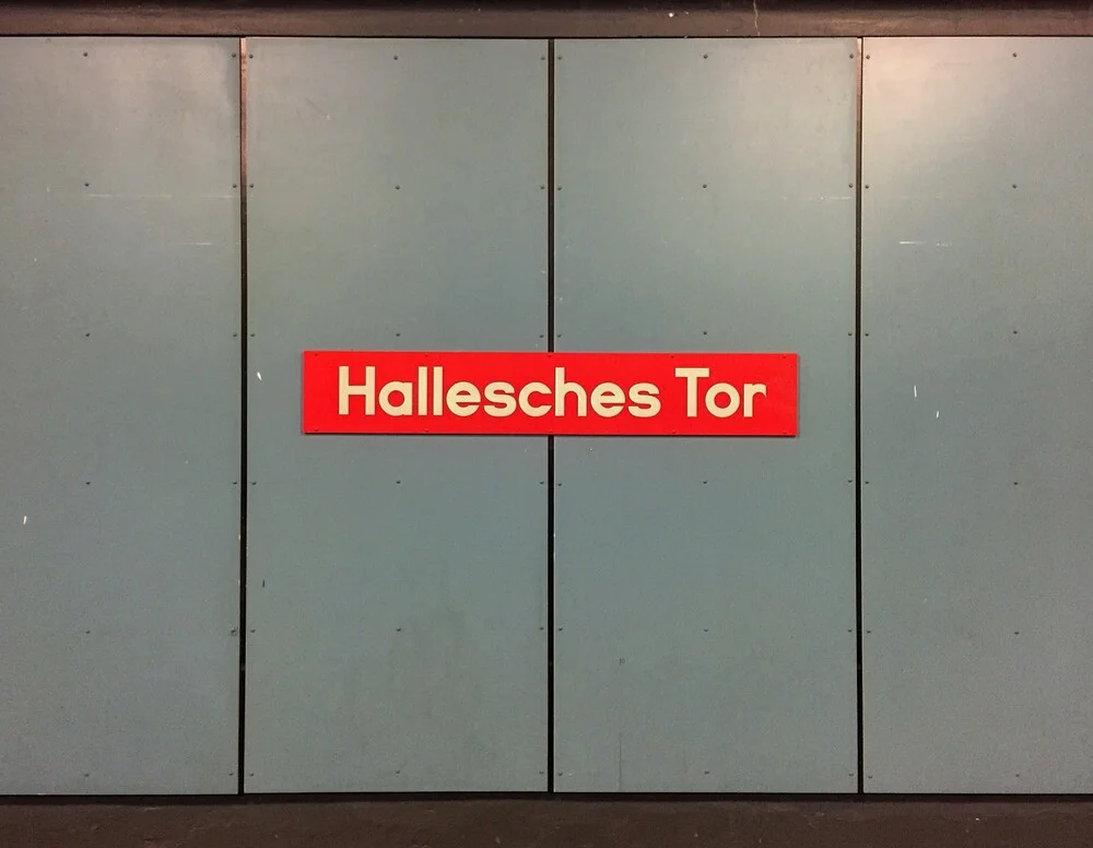 U-Bahnhof Hallesches Tor - fotokunst von Claudio Galamini