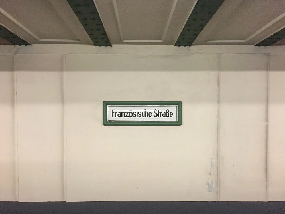 U-Bahnhof Französische Straße - fotokunst von Claudio Galamini