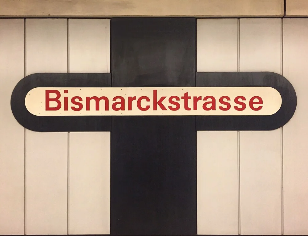 U-Bahnhof Bismarckstraße - fotokunst von Claudio Galamini