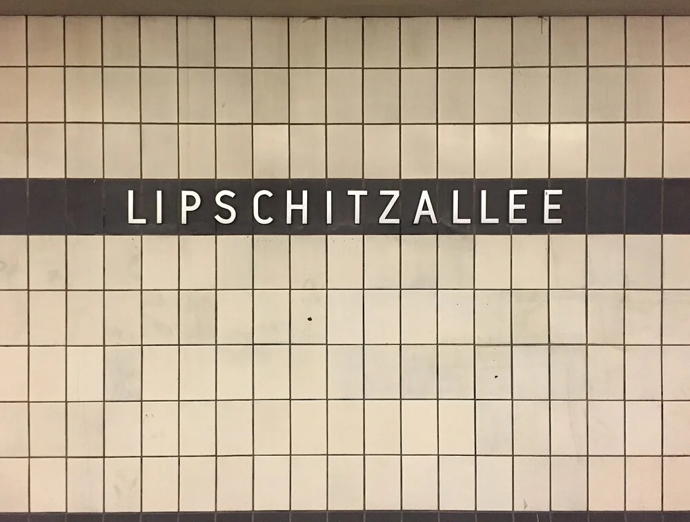 U-Bahnhof Lipschitzallee - fotokunst von Claudio Galamini
