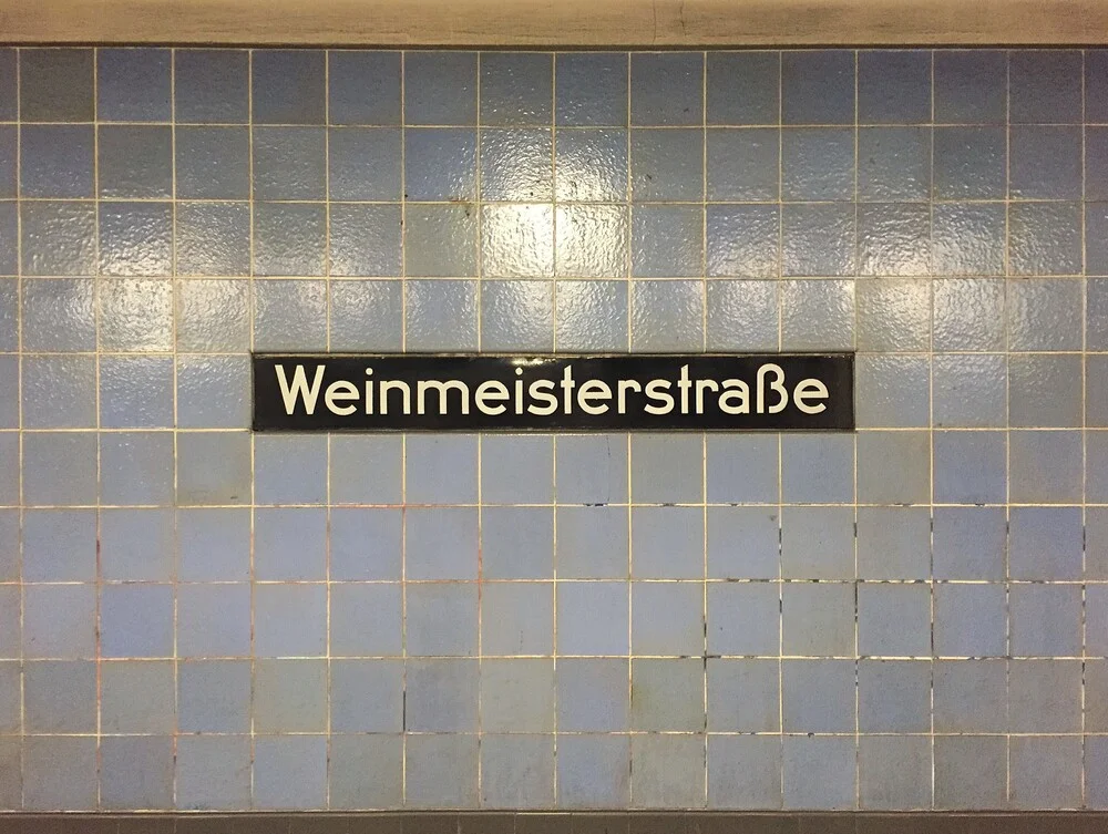U-Bahnhof Weinmeisterstraße - fotokunst von Claudio Galamini
