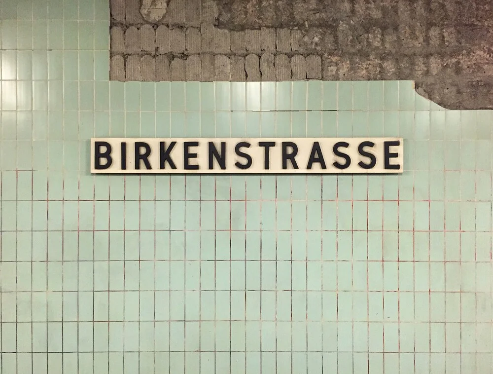 U-Bahnhof Birkenstrasse - fotokunst von Claudio Galamini