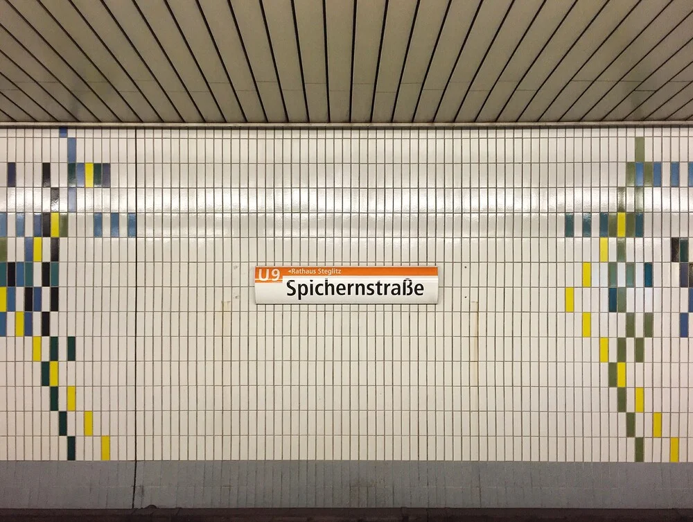 U-Bahnhof Spichernstraße - fotokunst von Claudio Galamini