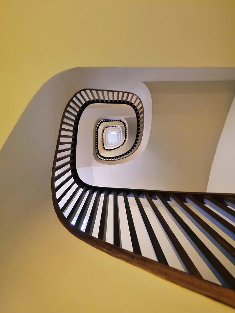 Spiral in yellow - fotokunst von Roc Isern