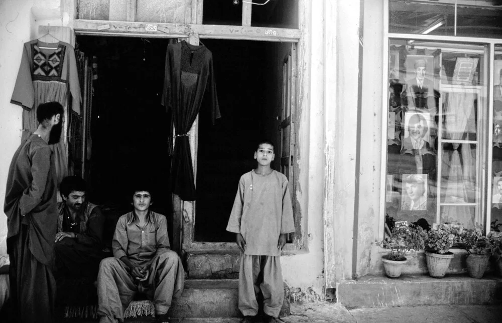 In the streets of Herat - fotokunst von Michael Schöppner