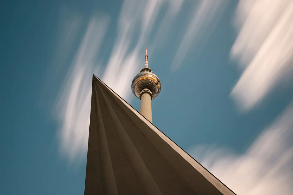 Fernsehturm am Alex - fotokunst von Holger Nimtz