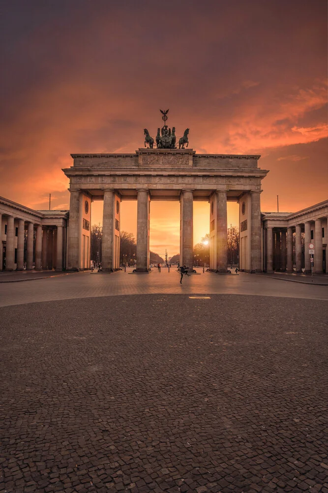 Brandenburger Tor Berlin - fotokunst von Iman Azizi