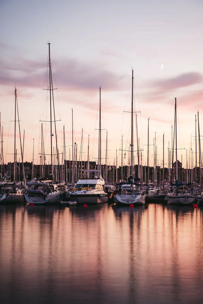 Segelschiffe im Hafen von Stralsund - fotokunst von Felix Dorn