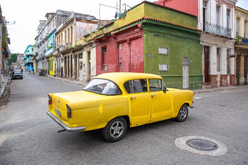 Yellow Car - fotokunst von Miro May