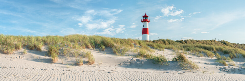 Sylt beach panorama with lighthouse - Fineart photography by Jan Becke