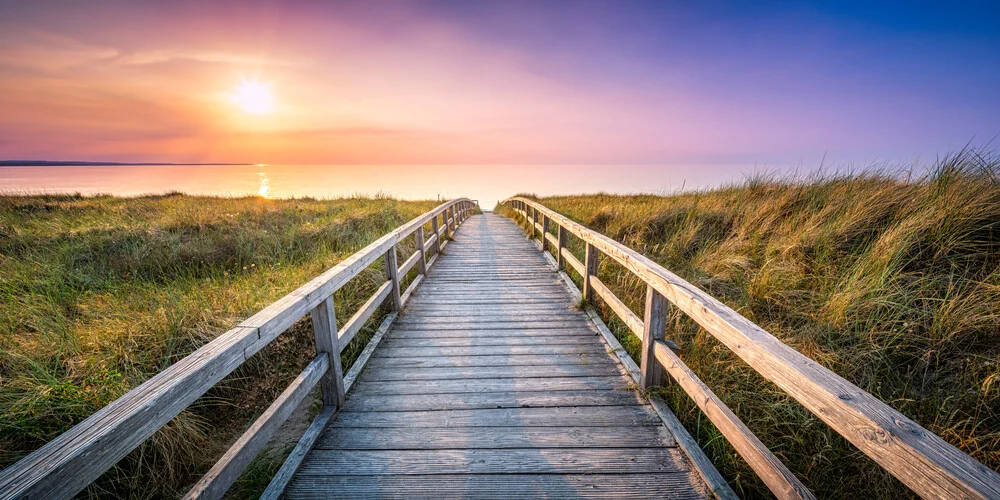 Sonnenuntergang am Dünenstrand - fotokunst von Jan Becke