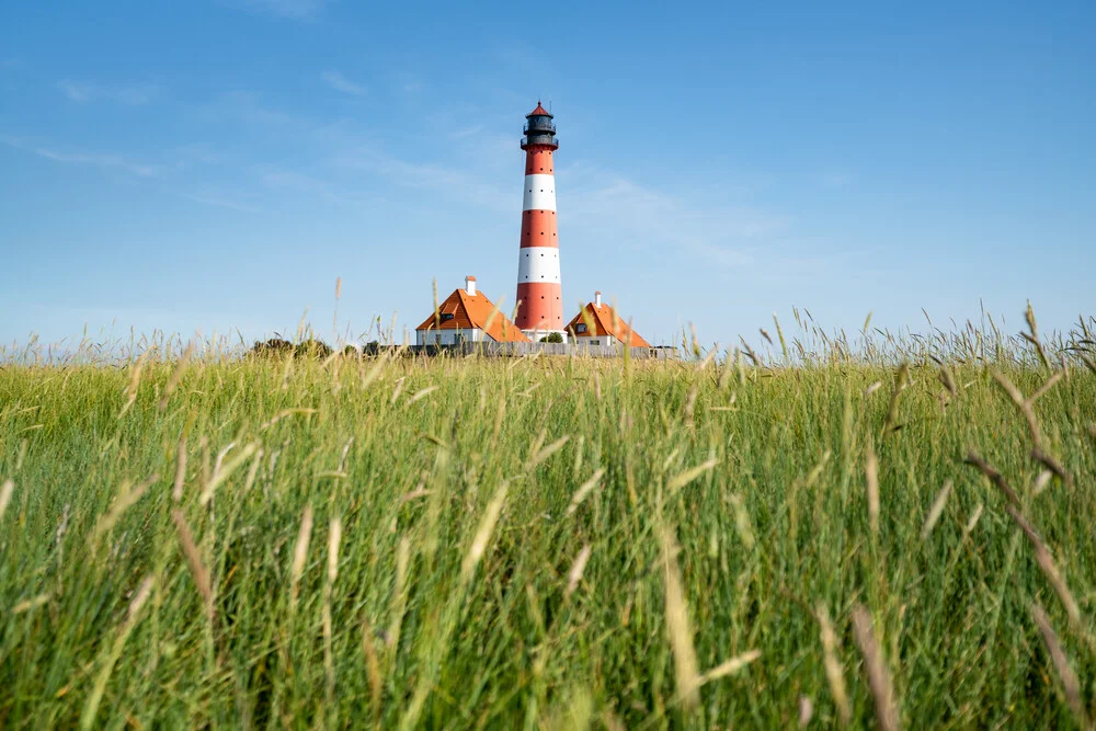 Leuchtturm Westerheversand - fotokunst von Jan Becke