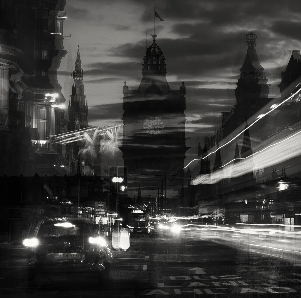 Edinburgh by night - fotokunst von Victoria Knobloch