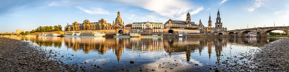 Am Elbufer von Dresden - fotokunst von Jan Becke