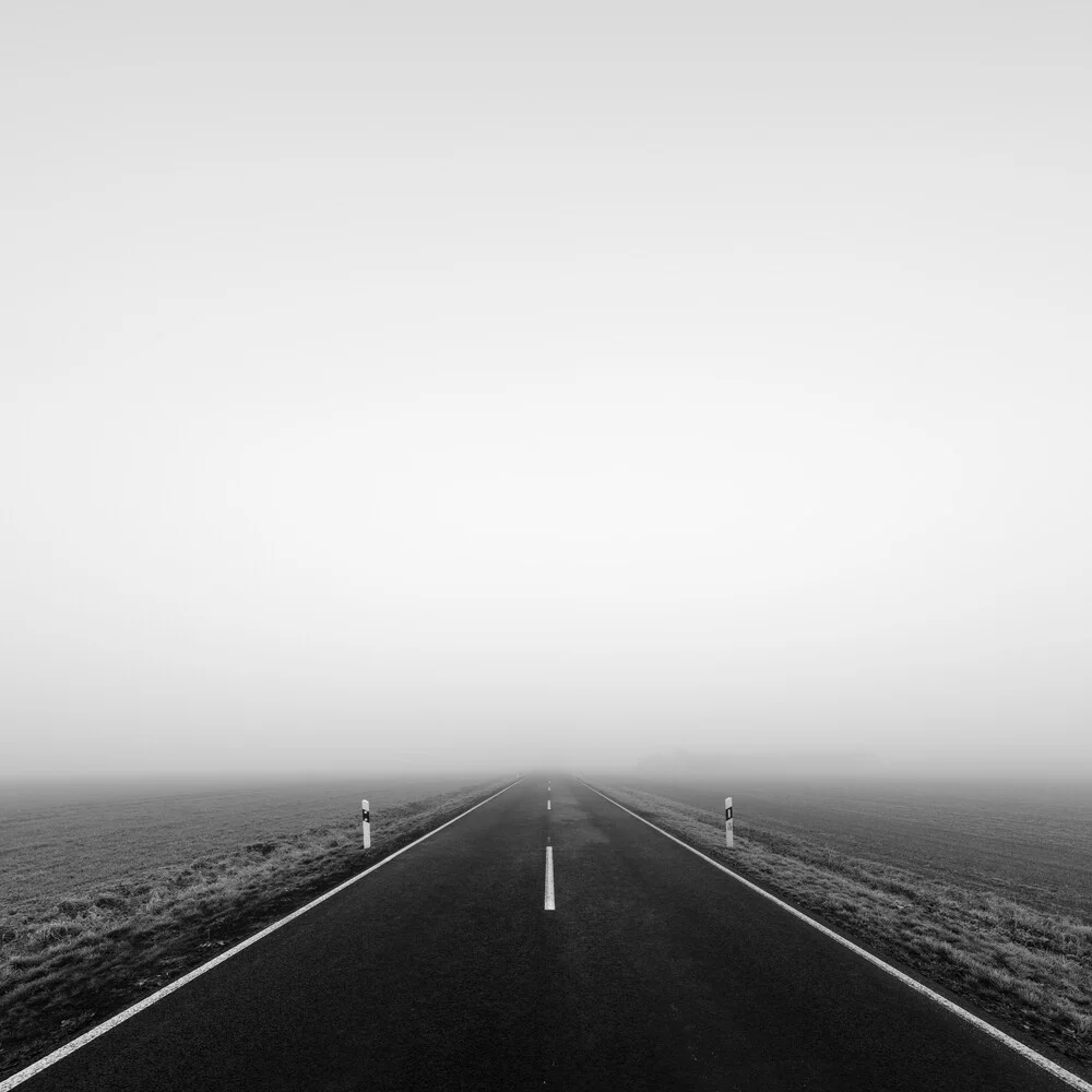 Road to nowhere 7 - Fineart photography by Thomas Wegner