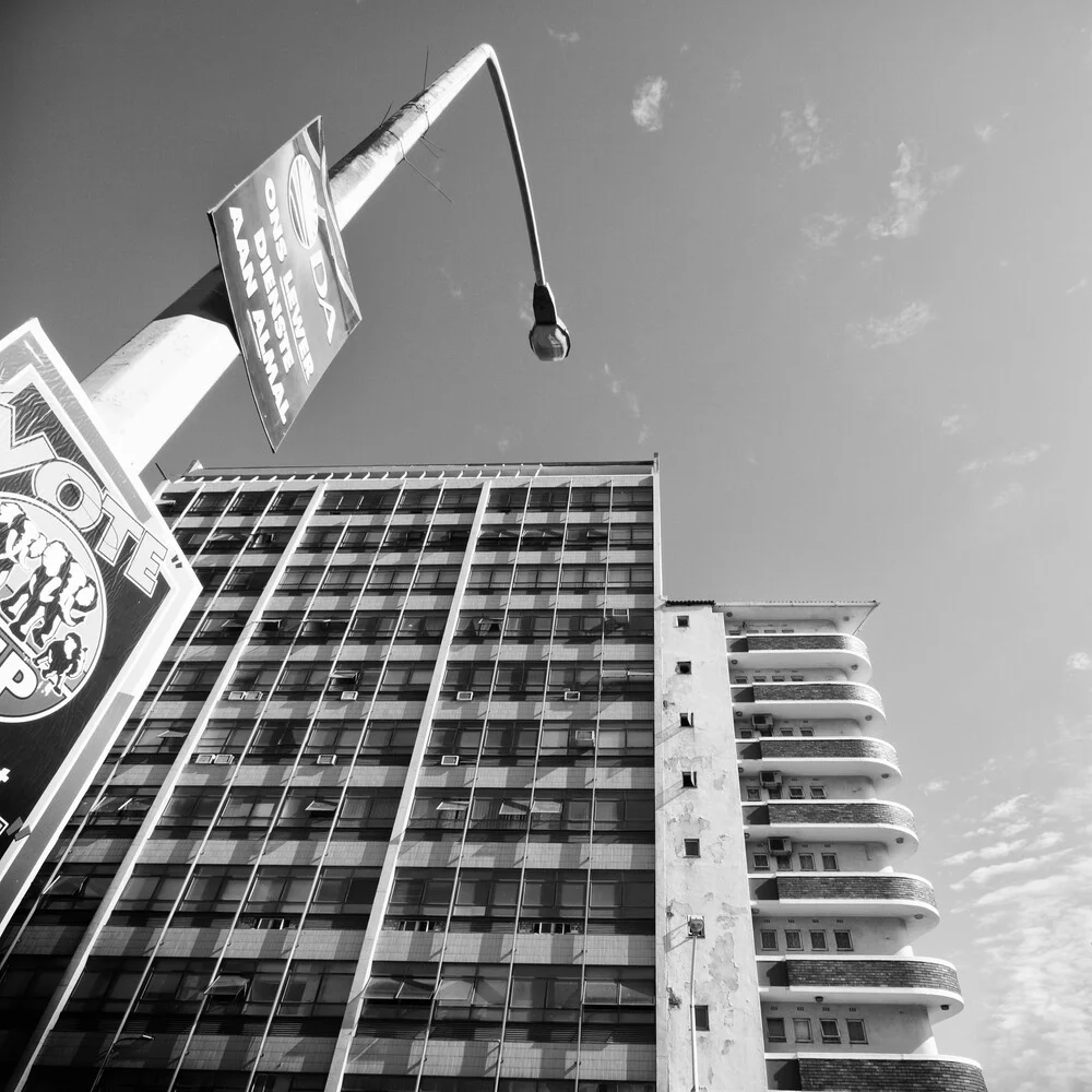 lamp post south africa (1)  - fotokunst von Eva Stadler