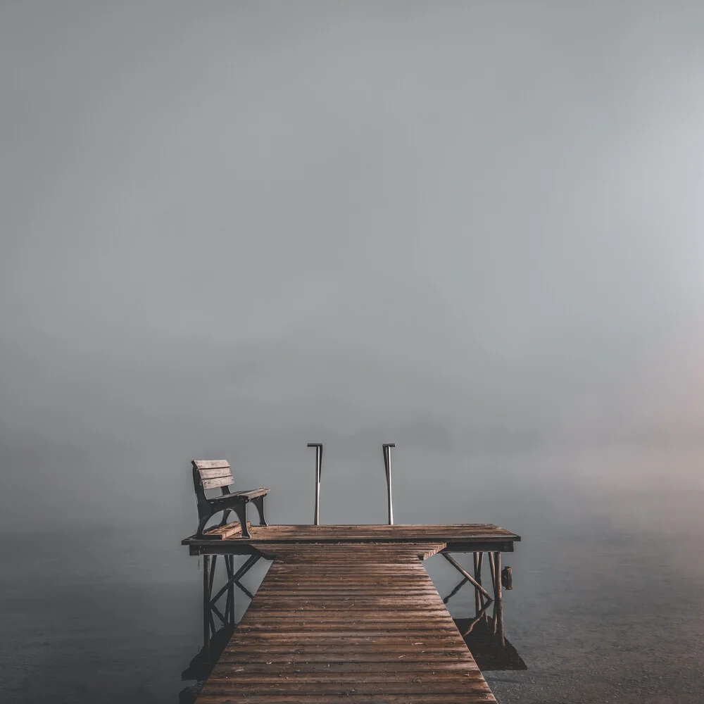 Badesteg mit Bank - fotokunst von Franz Sussbauer