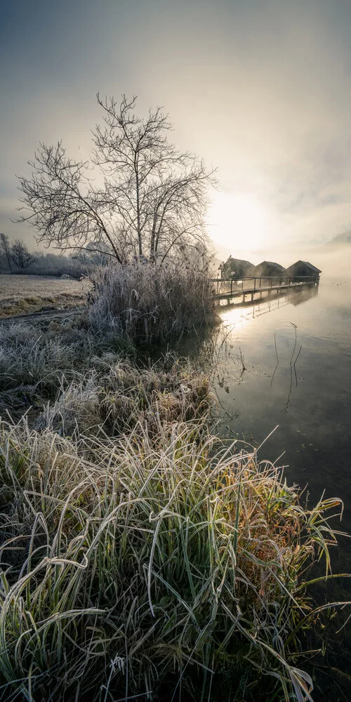 Die drei Hütten am Kochelsee IV - fotokunst von Franz Sussbauer