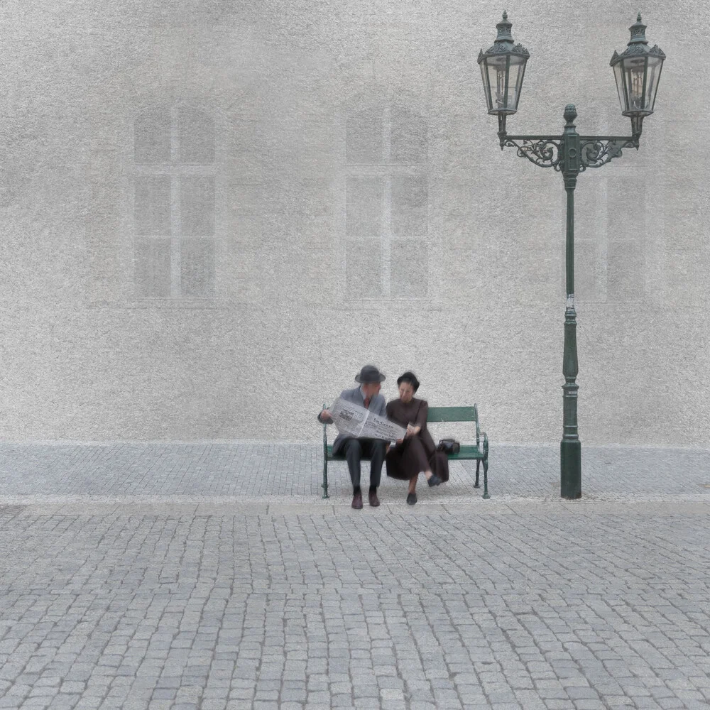 the readers - Fineart photography by Roswitha Schleicher-Schwarz