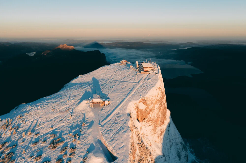 Hotel am Berg - fotokunst von Sebastian ‚zeppaio' Scheichl