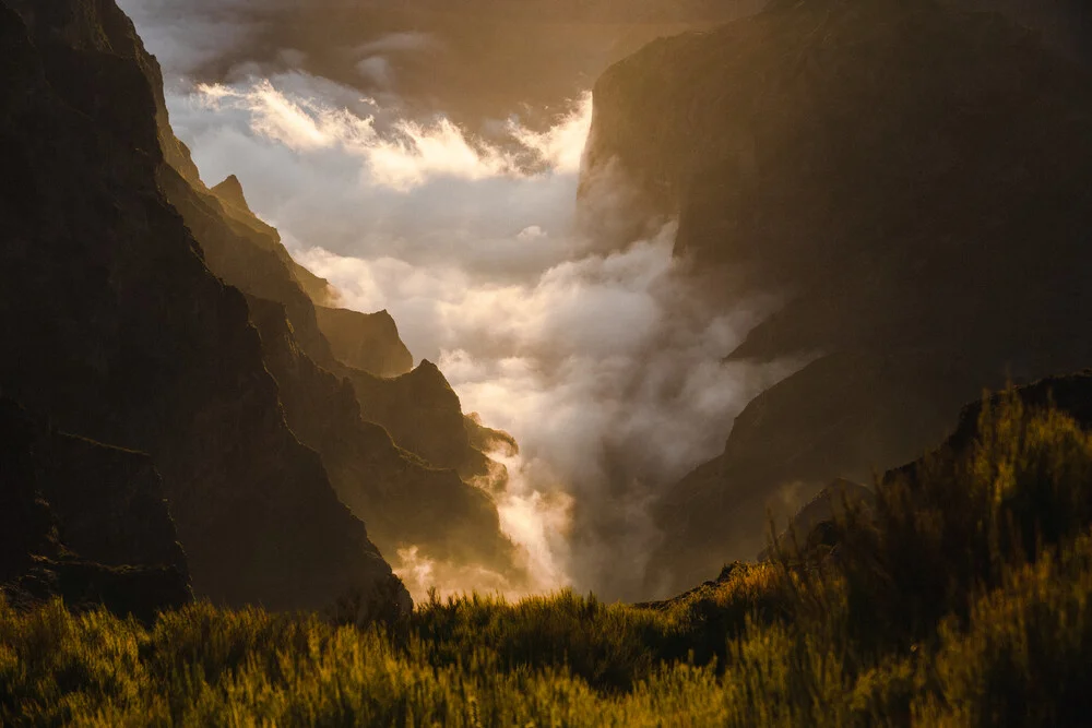 Berglandschaft auf Madeira - fotokunst von Lina Jakobi