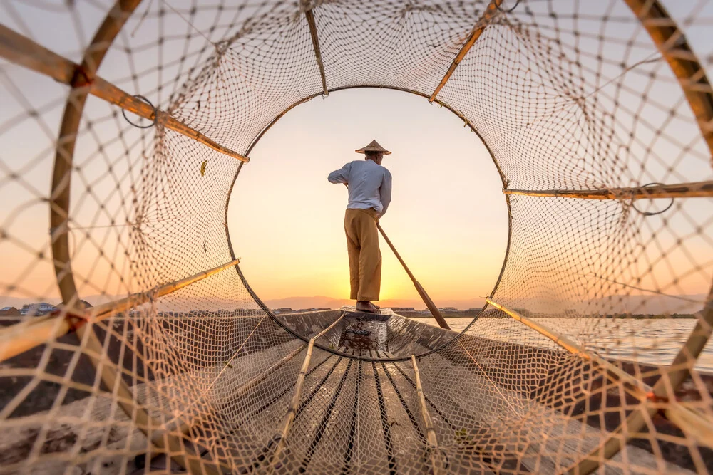 Intha fisherman on Inle Lake in Myanmar - Fineart photography by Jan Becke
